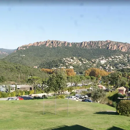 Cap Esterel 4/5 Personnes * Saint-Raphaël