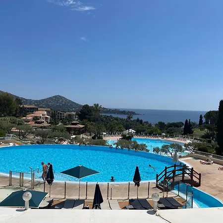 Cap Esterel 4/5 Personnes Appartement