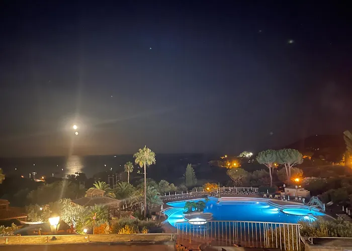 Cap Esterel 4/5 Personnes